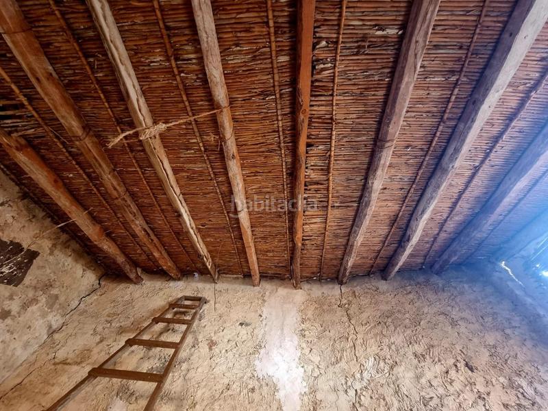 Foto 9a0de822-39bb-4064-a8b7-e1153cfb32f7. Casa  de pueblo para reformar en Castellnovo