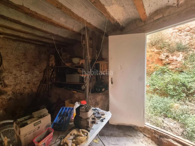 Foto a1aa6ce3-f3fb-4c34-bc72-490ecd5356d2. Casa  de pueblo para reformar en Castellnovo