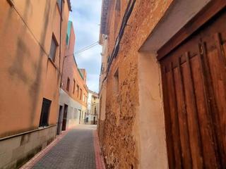 Casa  De la costera. Casa de pueblo para reformar en castellnovo