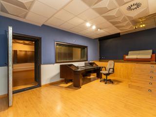 Geschäftsraum in Tavernes Blanques. Local comercial acondicionado como estudio de grabación en taver