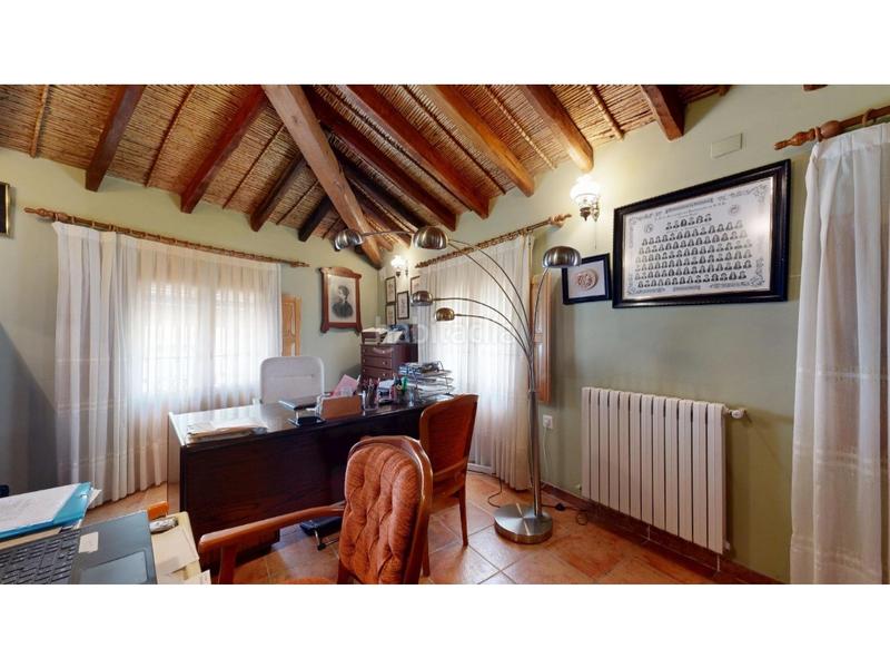 Foto 1983cb25-59b4-4645-bf4c-9f194b268175. Casa amb calefacció aparcament a Segorbe