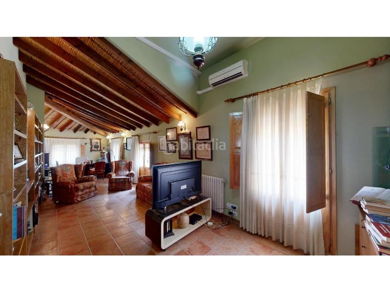 Foto ee75e3b6-91a5-495d-a97a-dd42f5454145. Casa amb calefacció aparcament a Segorbe