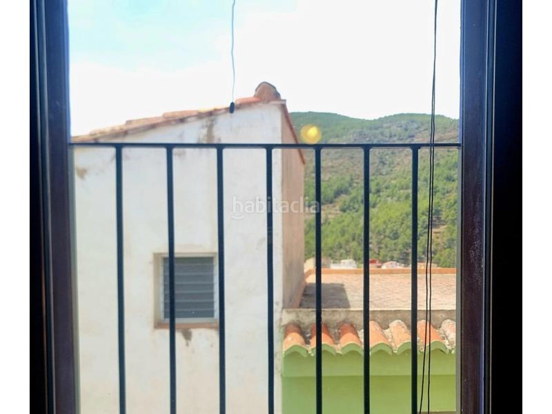 Foto 175123d2-c2b5-4281-ad0d-e8bef6f1b93d. Casa con riscaldamento in Gátova