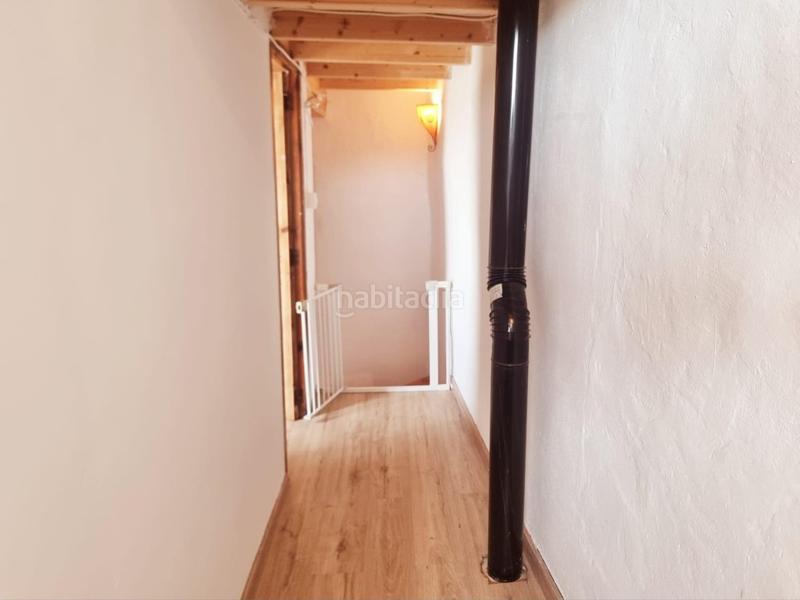 Foto 652e2108-4a77-4f1e-af5f-dcd6ed72a672. Casa con riscaldamento in Gátova