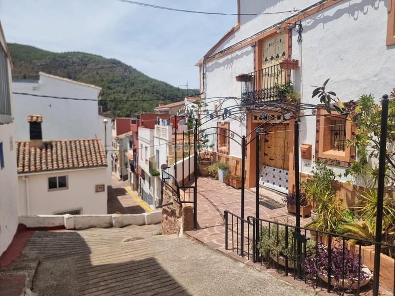 Foto 6574b9ac-ce52-4652-9693-02f15db2beff. Casa con riscaldamento in Gátova