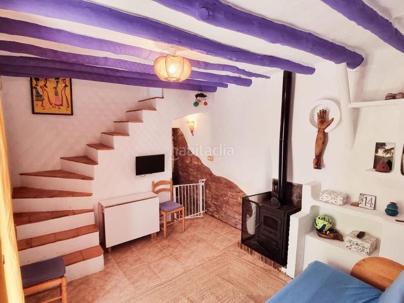 Foto 9a031a2a-2280-4e35-815b-9303ab62e20a. Casa con riscaldamento in Gátova