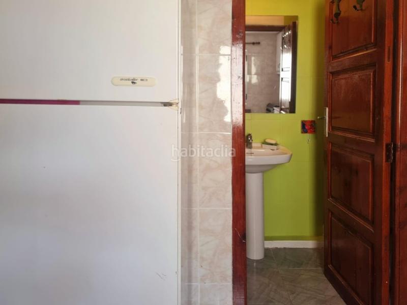 Foto be5e671a-e043-4ffd-a32f-da77de99f6a0. Casa con riscaldamento in Gátova