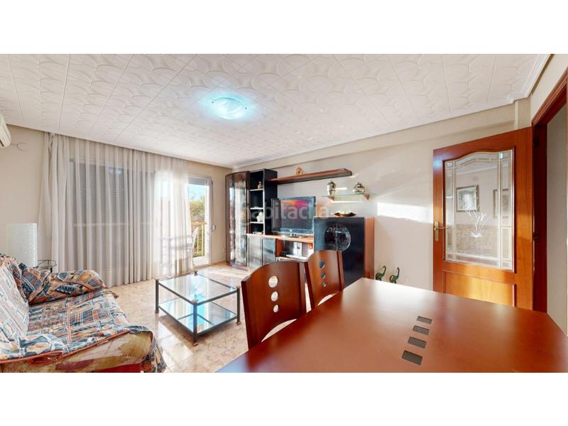 Foto 2a4b7cd4-9de3-4d5c-bf37-d0baf860bcfc. Appartamento in Barrio Benicalap Valencia