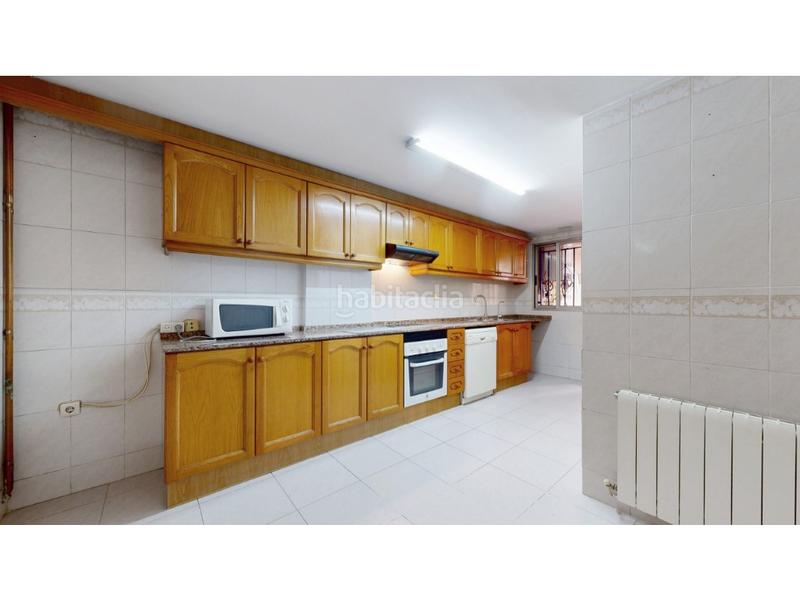 Foto 03ad8c38-a21a-4e9d-9416-4baa4a1a2d14. Etagenwohnung mit parking in La Raïosa Valencia