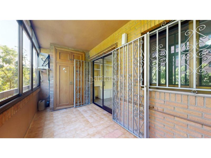 Foto 162e8f7d-3d28-4617-8c14-eeeb42244e10. Etagenwohnung mit parking in La Raïosa Valencia