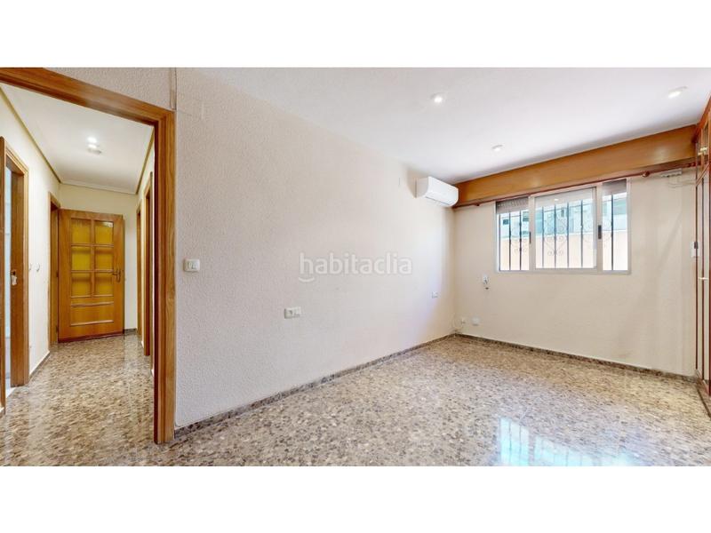 Foto 32d32a11-6a61-4488-b044-767f58ccb2b1. Etagenwohnung mit parking in La Raïosa Valencia