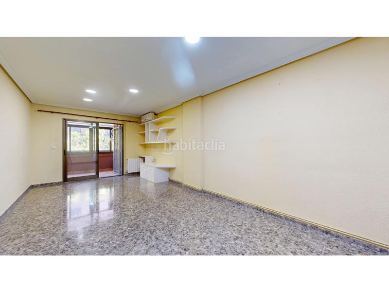 Foto 5f6c303a-d166-4ab6-bd00-789b9a9a76b5. Etagenwohnung mit parking in La Raïosa Valencia