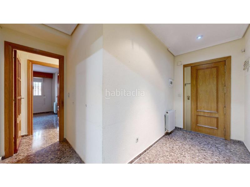 Foto 69423609-3c60-4849-a409-5aae7ee72d43. Etagenwohnung mit parking in La Raïosa Valencia