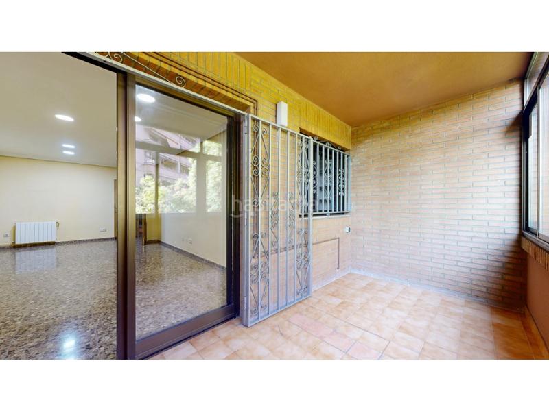 Foto 7290a8b2-031b-4ccc-8d5f-14c225a49a2f. Etagenwohnung mit parking in La Raïosa Valencia