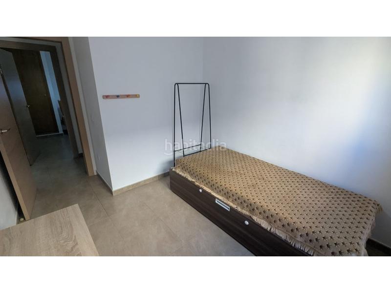 Foto 0784ced7-1a61-4850-b57c-952c3378385b. Pis amb aparcament a Zona Calle Valencia Torrent