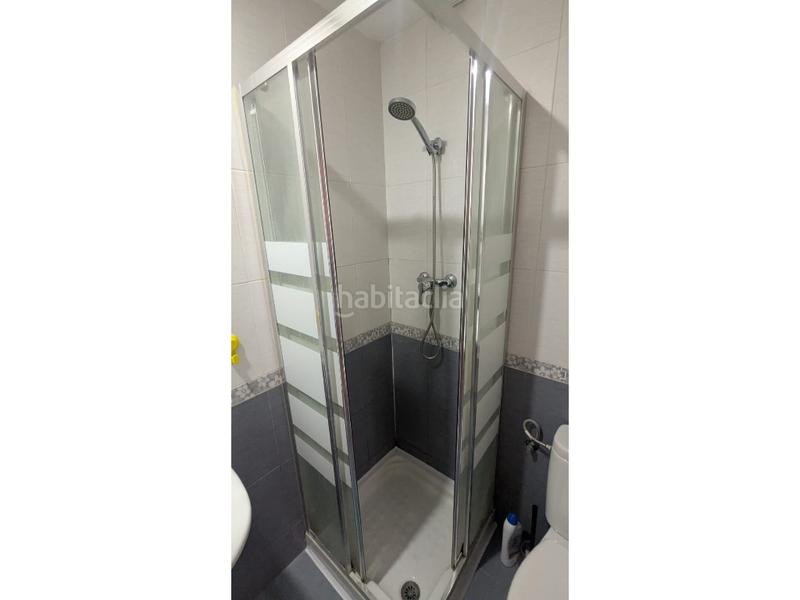 Foto 2cc248a7-25b3-48d8-9745-89b3625306fb. Pis amb aparcament a Zona Calle Valencia Torrent