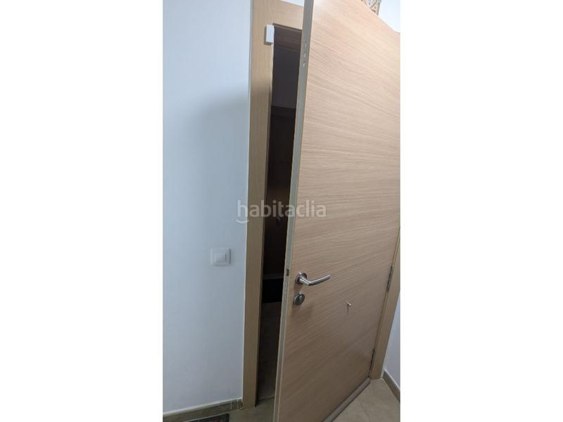 Foto 846f9847-a418-4bc0-aac5-ca3a5a26eb44. Pis amb aparcament a Zona Calle Valencia Torrent