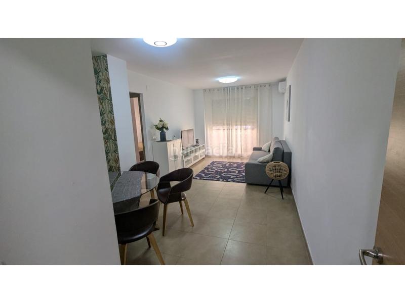 Foto 8d1e534f-066e-4c46-8fb4-63e1e5b56fa5. Pis amb aparcament a Zona Calle Valencia Torrent