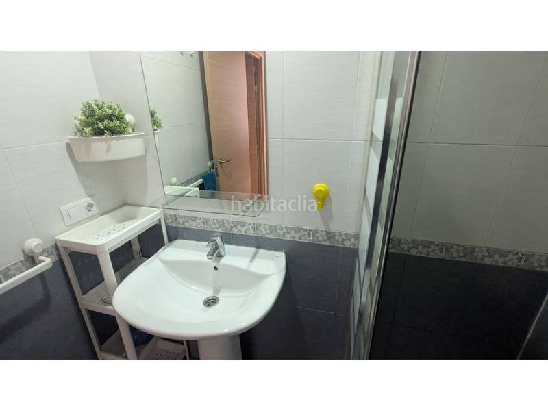 Foto a701af0e-dbbd-4947-a9e1-173d086fa96d. Pis amb aparcament a Zona Calle Valencia Torrent