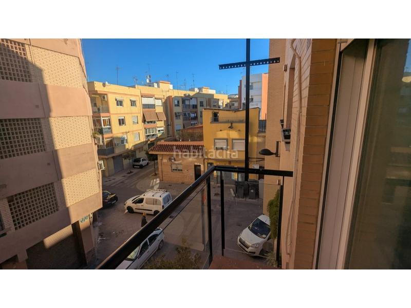 Foto c6cda67f-97fc-422b-8fad-bcc8fdf82cc1. Pis amb aparcament a Zona Calle Valencia Torrent