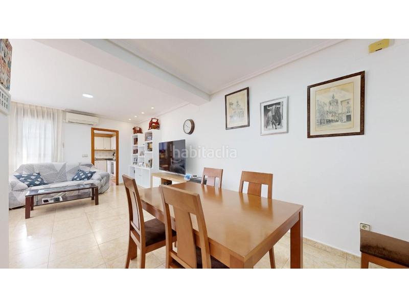 Foto cdfaa1ed-823f-461a-bce6-925b5f2a093c. Maison avec chauffage dans Centro Chiva