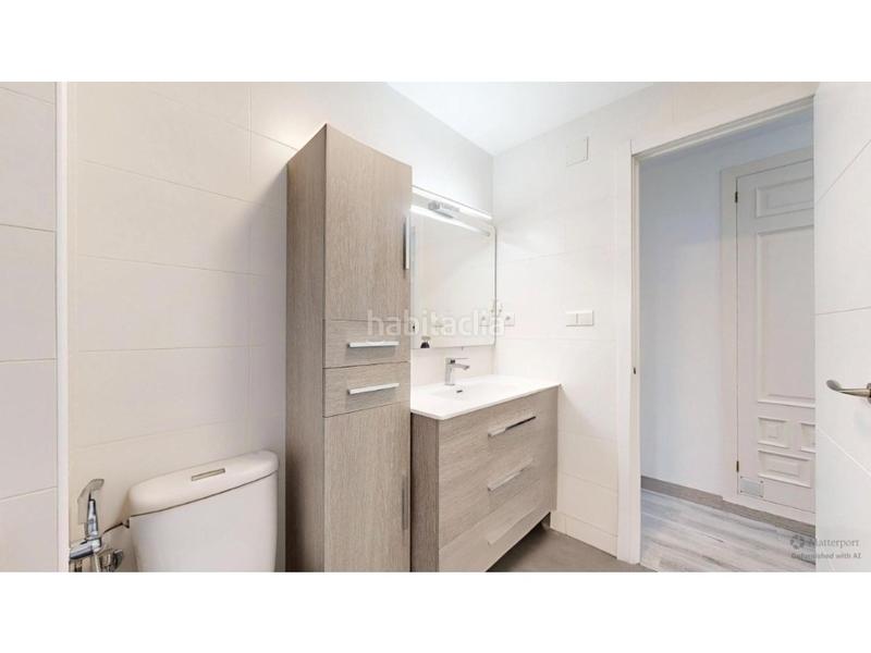 Foto 105ee7e9-a557-46c6-9477-59fc55dd00b6. Pis a Zona Avenida al Vedat Torrent