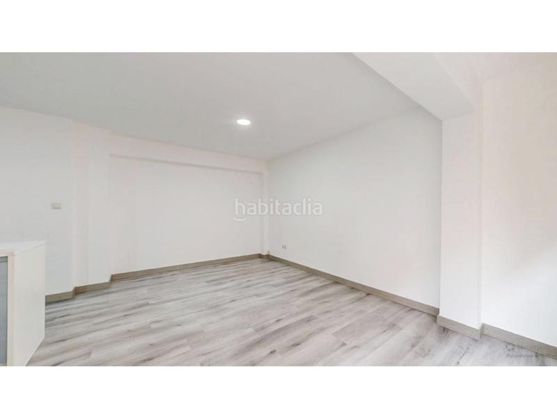 Foto 83bf05e8-ca04-49b7-a819-37c42ffe909a. Pis a Zona Avenida al Vedat Torrent