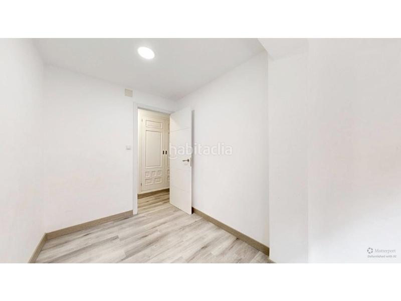 Foto be597543-a93b-42c0-aa6e-0a8128f9dab5. Pis a Zona Avenida al Vedat Torrent