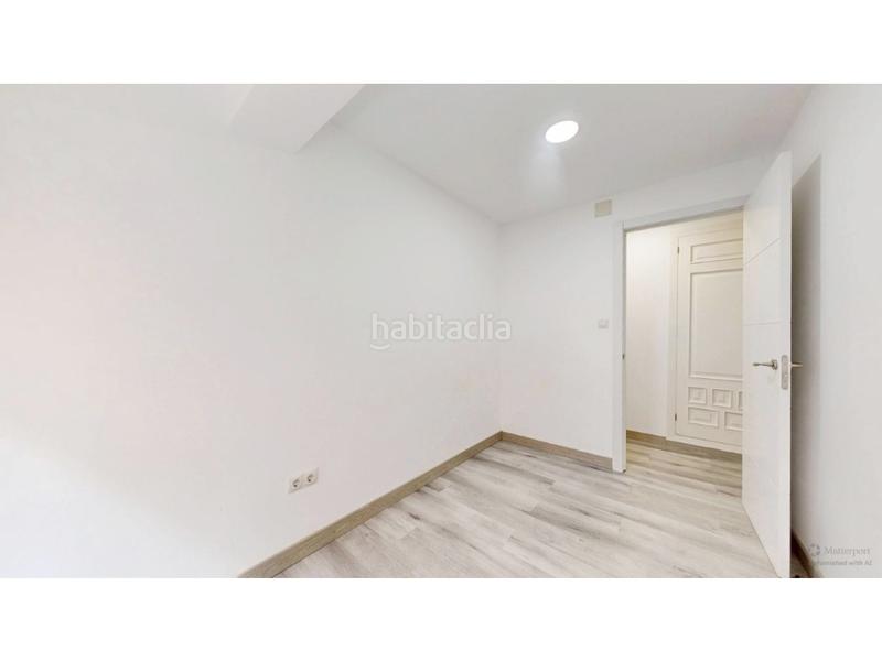 Foto fcdb5855-6eb4-42f8-b8da-f141aa5441b4. Pis a Zona Avenida al Vedat Torrent