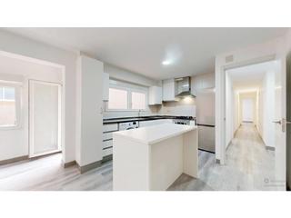 Piso  Calle germanies. Espectacular piso reformado en el centro de torrent