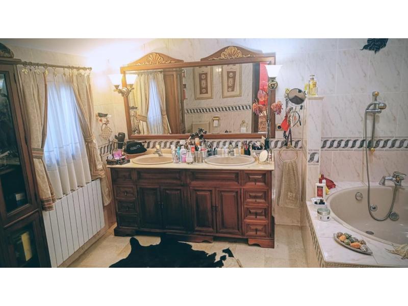 Foto 11477980-4fb1-4106-a369-2b17a4a66eed. Maison avec parking dans Entrepinos Eliana (l´)