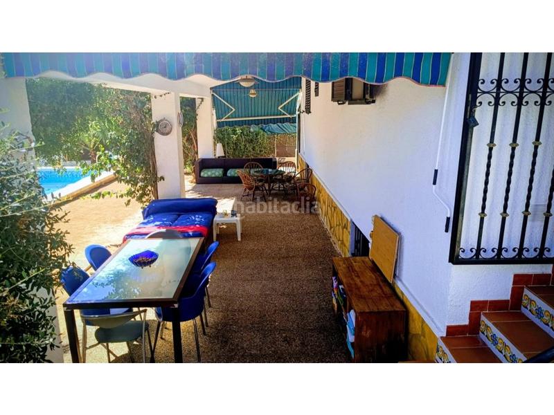 Foto 2ef44a05-f4e0-4783-b714-9acc65896a2b. Maison avec parking dans Entrepinos Eliana (l´)