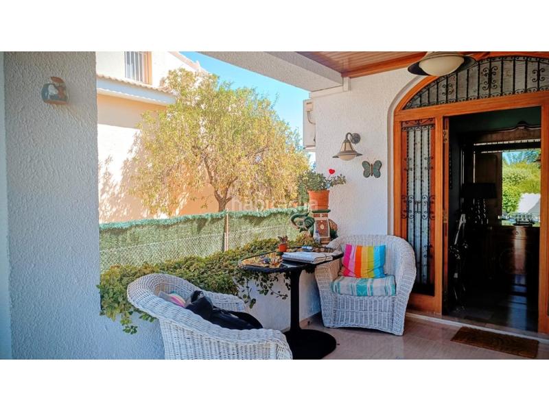 Foto d439b760-2f4a-47f4-a09b-5b3b431e6ce4. Maison avec parking dans Entrepinos Eliana (l´)