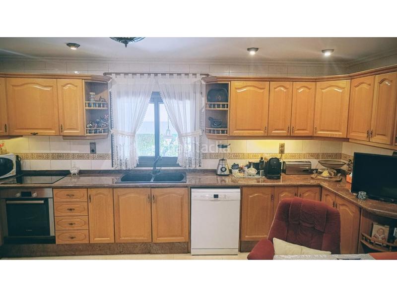 Foto e2ac1cfc-2ec4-4a7d-86bf-d1893e026727. Maison avec parking dans Entrepinos Eliana (l´)