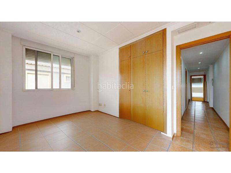 Foto 5d6edc0c-56dd-4b09-9d44-fd9c67cdf810. Chalet con parcheggio in El Marenyet Cullera