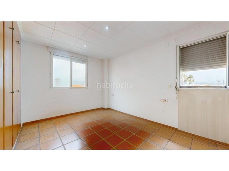 Foto 72cc6ed2-049b-42c2-b2ca-b7260bdddb1d. Chalet con parcheggio in El Marenyet Cullera