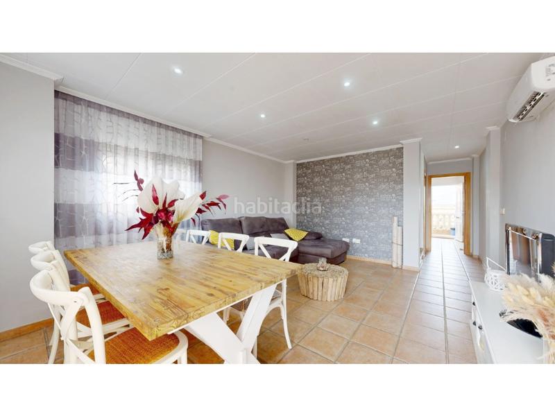 Foto da23020a-61cd-4e22-a42b-903ee8194ed8. Chalet con parcheggio in El Marenyet Cullera