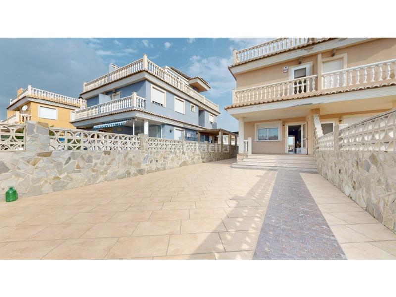 Foto f33a563c-ca52-4289-9639-a08b7b381d79. Chalet con parcheggio in El Marenyet Cullera