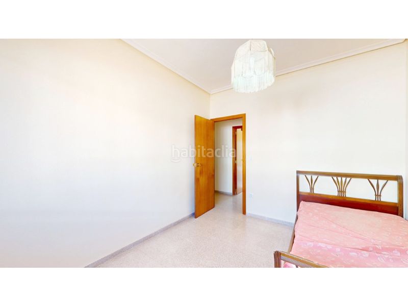 Foto 05d56b81-c9a1-408f-98c8-b22279afd246. Casa amb aparcament a Benilloba