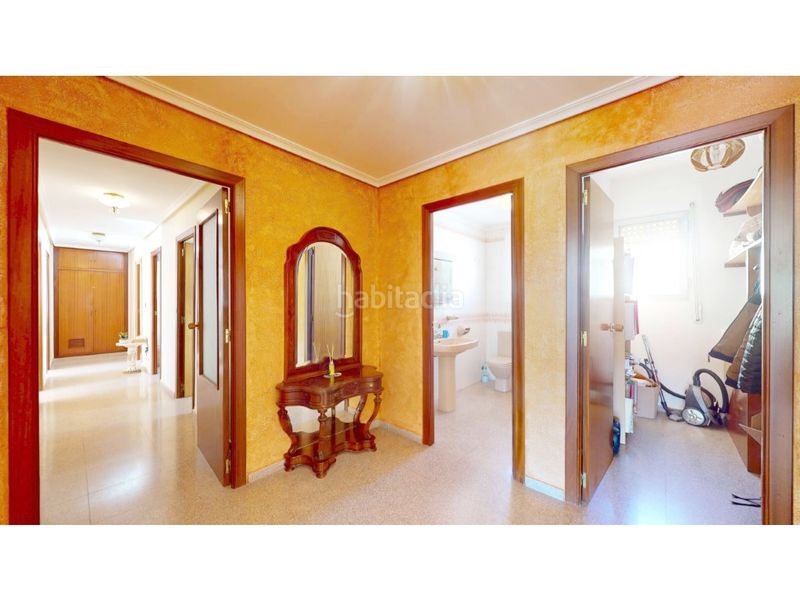 Foto 10f514ba-eedc-4285-8396-29f9a77cb471. Casa amb aparcament a Benilloba