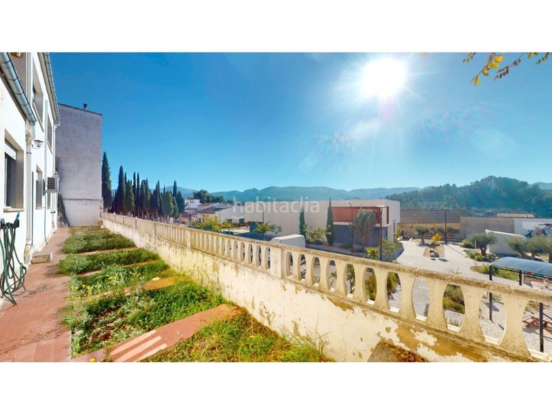 Foto 4b0c19f7-10f1-4eac-80f1-239d6e1d44d5. Casa amb aparcament a Benilloba