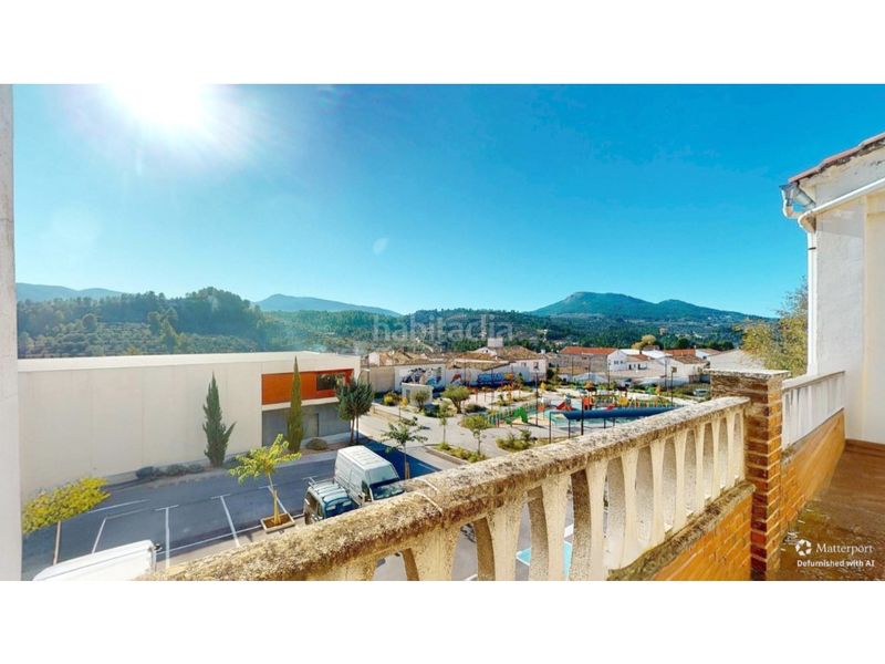 Foto 9a17d4e5-1aa2-4137-9e58-be03245025e9. Casa amb aparcament a Benilloba