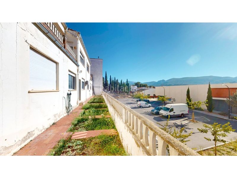 Foto a64666cc-ef67-4fce-b4a4-158e916849dc. Casa amb aparcament a Benilloba