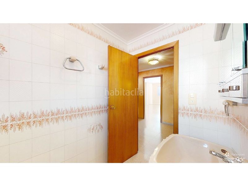 Foto adf917a0-f403-4ba5-852c-84ff9eb34108. Casa amb aparcament a Benilloba
