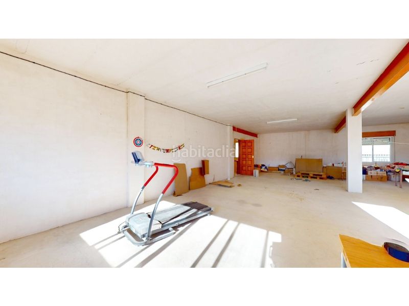 Foto aeec6ce9-0072-44e7-900a-8b0a521a91f0. Casa amb aparcament a Benilloba