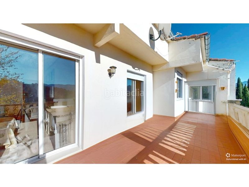 Foto eb3d3fc6-a701-4ea7-9260-fbea9387ed1b. Casa amb aparcament a Benilloba
