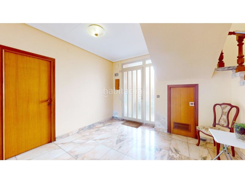 Foto f59bc961-d0ea-4128-b8bb-cf08763f7ccc. Casa amb aparcament a Benilloba
