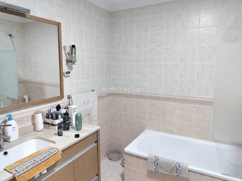 Foto b9c9dfff-fc56-46c7-8ebb-fc2e2400461d. Penthouse with parking in Centro Ciudad Paterna