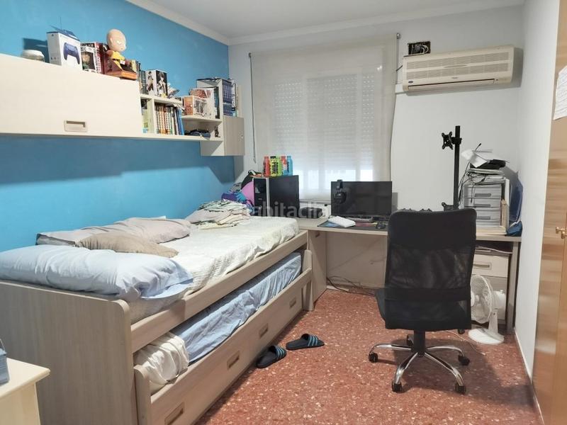 Foto df516fdc-a10f-431a-95fb-0ebd01f1a067. Penthouse with parking in Centro Ciudad Paterna