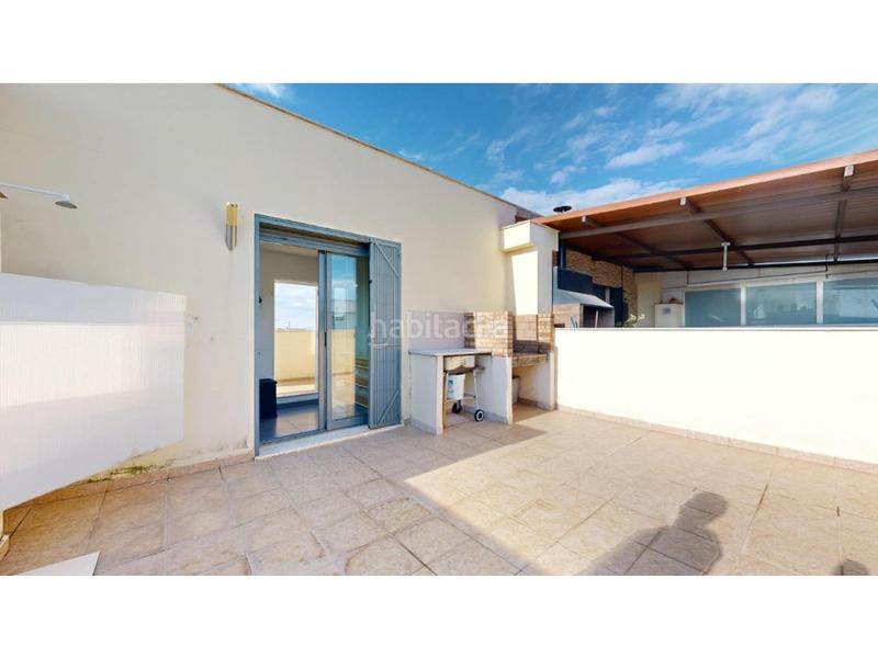 Foto fd6e4eec-131d-45d7-9bb8-0a5ae866325b. Casa adossada amb aparcament a Alqueries (Les) / Alquerías del Niño Perdido